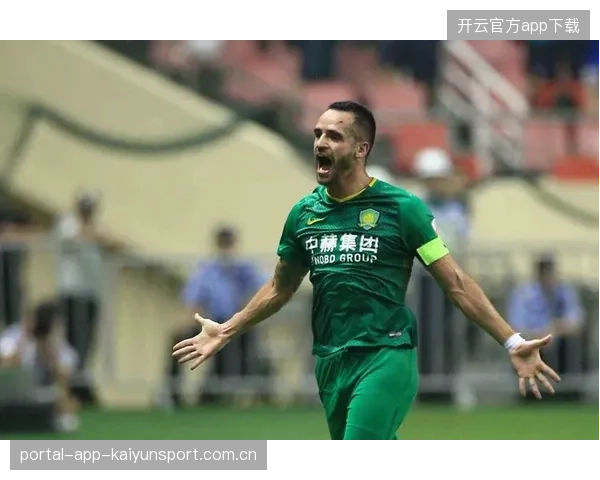 曲棍球比赛门前混战，乌龙球成赛后热议点