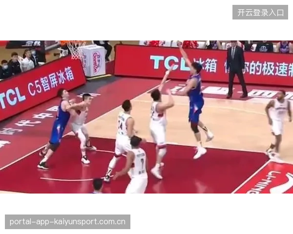 凯恩争顶摆渡：如何在比赛中成为球队得分机器？